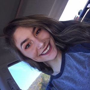 Meet your Posher, Kaci